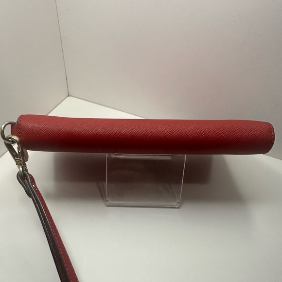 Michael Kors EUC Red Saffiano Leather Jet Set Wallet With Wrist Strap - Picture 8 of 16